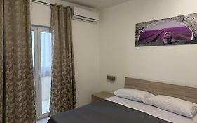 Oreto Apartment